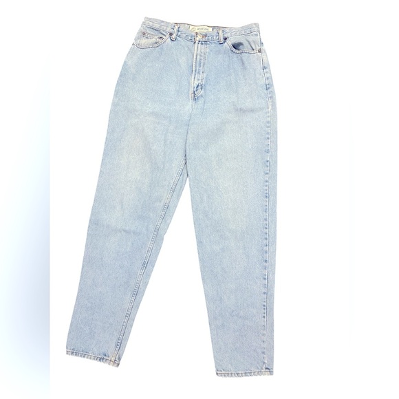 GAP Women's high wasted tapered Leg Jeans in Light Blue - Picture 1 of 9